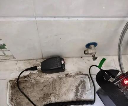 南昌屋顶漏水维修公司分享下卫生间漏水的危害及解决方法